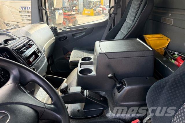 Mercedes-Benz Atego 1224 4x2 Carrier Supra 950 -30°C Camiones con caja de remolque