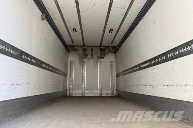 Mercedes-Benz Atego 1224 4x2 Carrier Supra 950 -30°C Camiones con caja de remolque