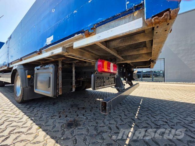 Mercedes-Benz Atego 1230 Camiones de cama baja