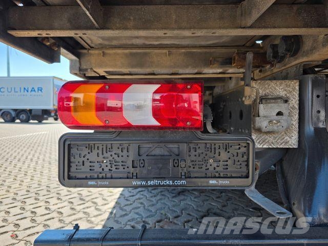 Mercedes-Benz Atego 1230 Camiones de cama baja