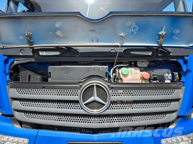 Mercedes-Benz Atego 1230 Camiones de cama baja