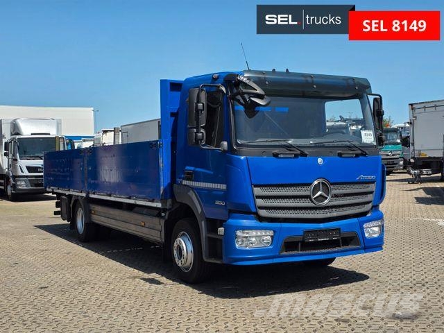 Mercedes-Benz Atego 1230 Camiones de cama baja