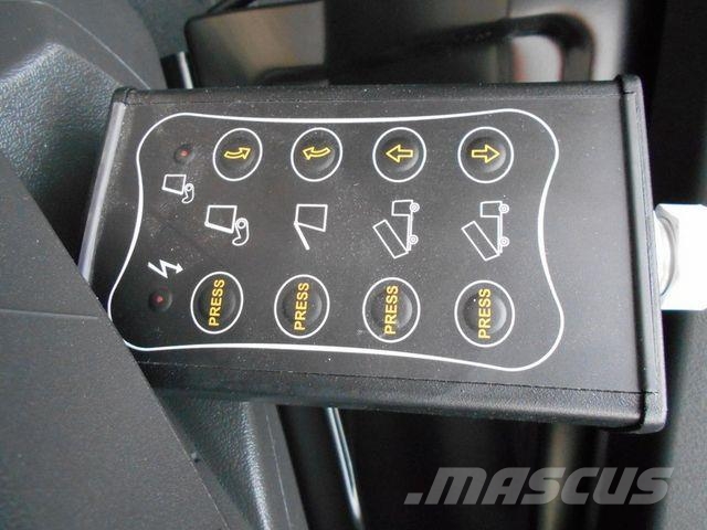 Mercedes-Benz Atego 1324 LKO 4x2 / Themis SHY7BD 청소 트럭