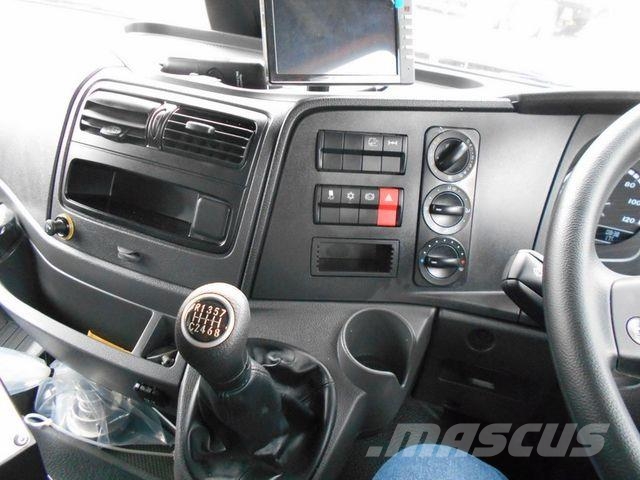 Mercedes-Benz Atego 1324 LKO 4x2 / Themis SHY7BD 청소 트럭