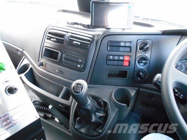 Mercedes-Benz Atego 1324 LKO 4x2 / Themis SHY7BD 청소 트럭