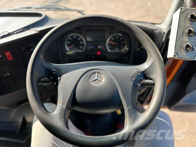 Mercedes-Benz Atego 1324 LKO 4x2 Schmidt Kehrmaschine Lakaisuautot