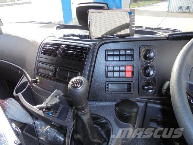 Mercedes-Benz Atego 1324 LKO 4x2 / Themis SHY7BD 청소 트럭