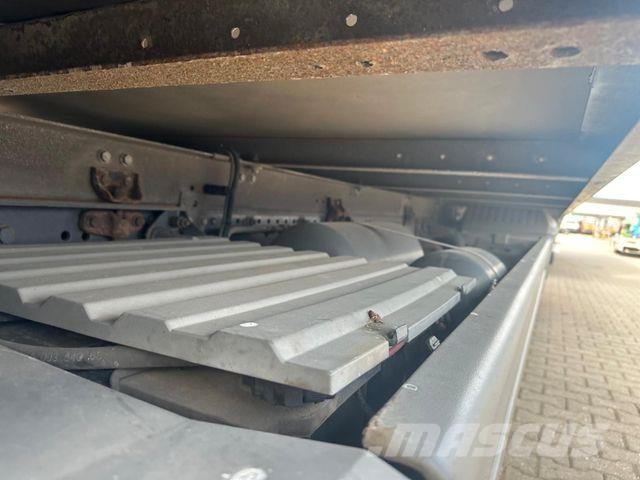 Mercedes-Benz Atego 2 4-Zyl. 4x2 BM 970/2/4/6 818 4x2 OM 904 Camiones caja cerrada