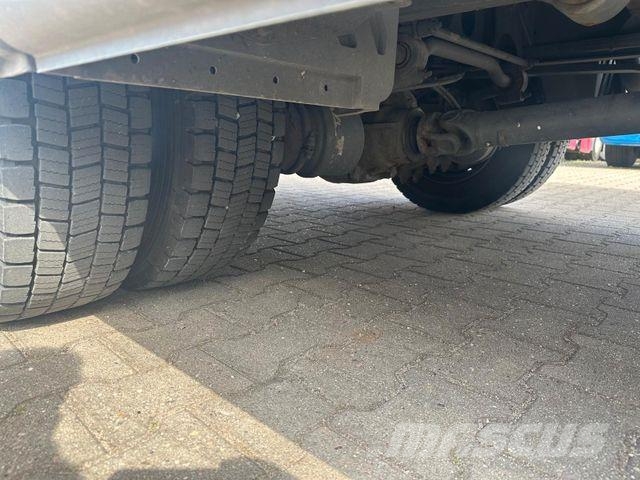 Mercedes-Benz Atego 2 4-Zyl. 4x2 BM 970/2/4/6 818 4x2 OM 904 Camiones caja cerrada