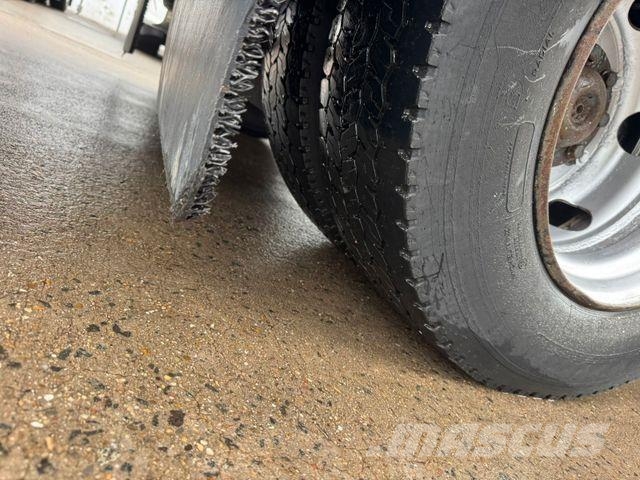 Mercedes-Benz ATEGO 818 * PR.+PL. * ACC * NAVI * ACC * KAMERA Lastbil - Gardin