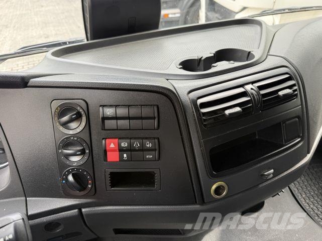 Mercedes-Benz Atego 816 L Camiones caja cerrada