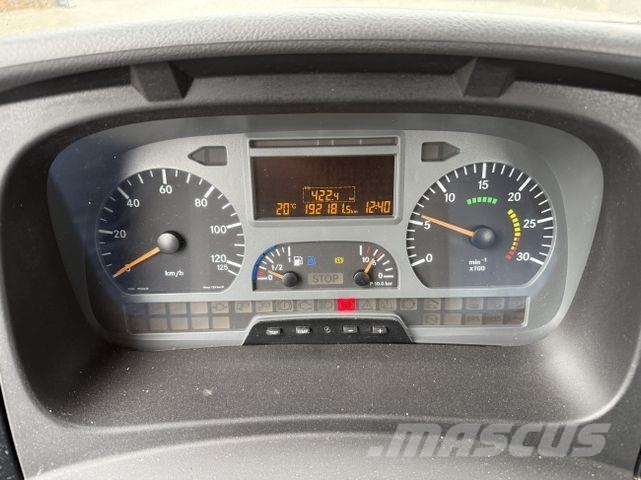 Mercedes-Benz Atego 813 Camion plateau