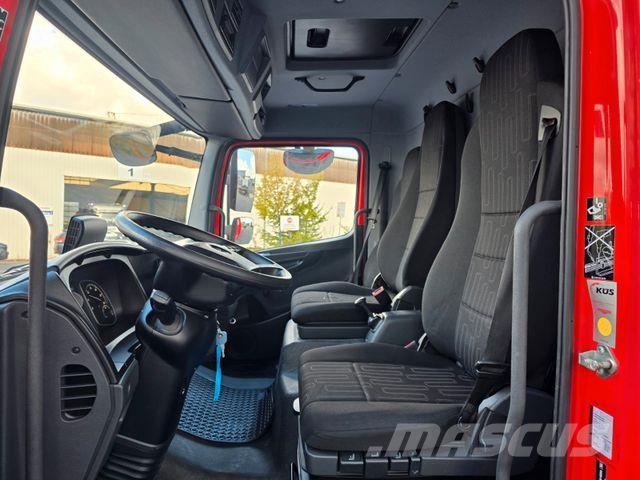Mercedes-Benz Atego 816 L Möbelkoffer Treppe Jakeluautot