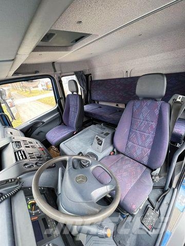 Mercedes-Benz ATEGO 818 - Pritsche - Kran - 137 TKm Camiones grúa