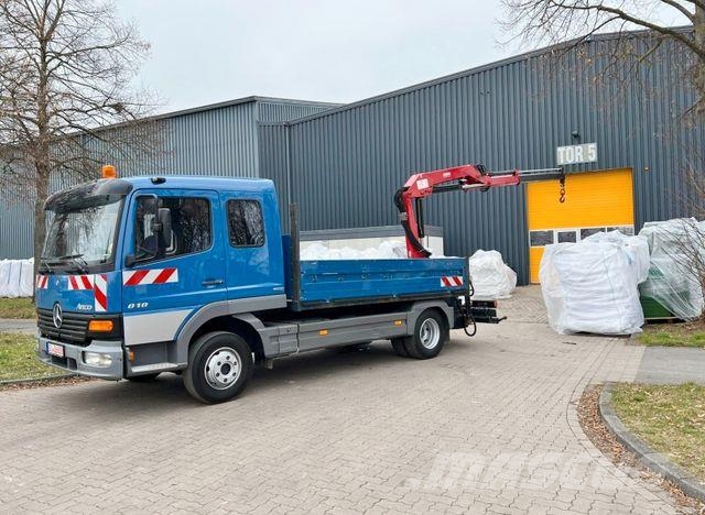 Mercedes-Benz ATEGO 818 - Pritsche - Kran - 137 TKm Camiones grúa