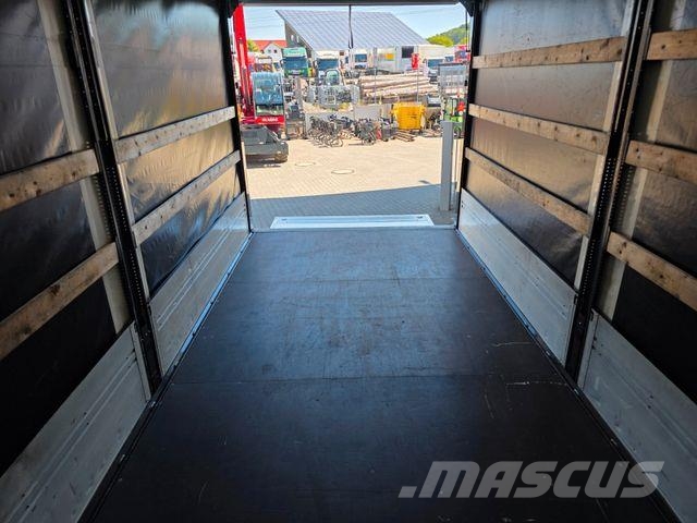 Mercedes-Benz Atego 824 L Bär LBW 1.000kg AHK Klima 3 Sitze Camión con caja abierta