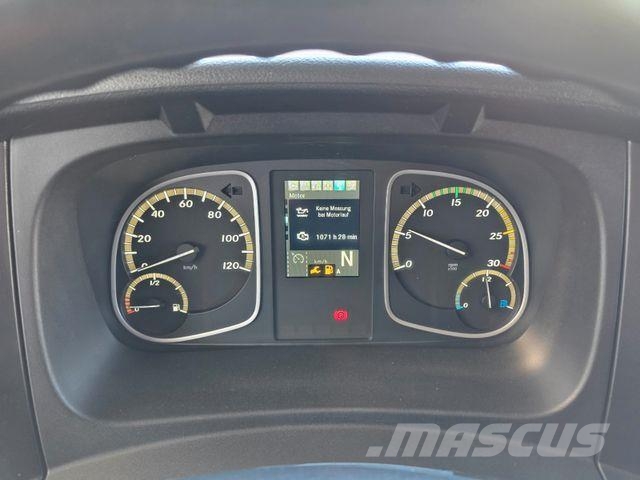 Mercedes-Benz Atego 824 L Bär LBW 1.000kg AHK Klima 3 Sitze Camión con caja abierta