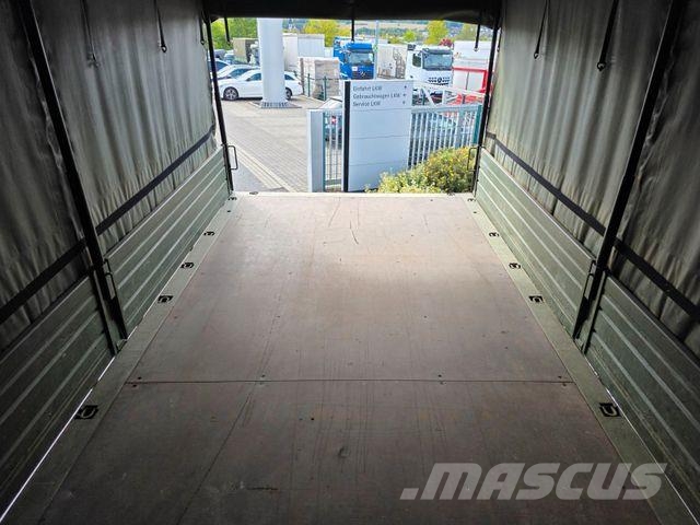 Mercedes-Benz Axor 1829 A 4x4 Allrad Expedition Schwenkluke Tovornjaki s ponjavo