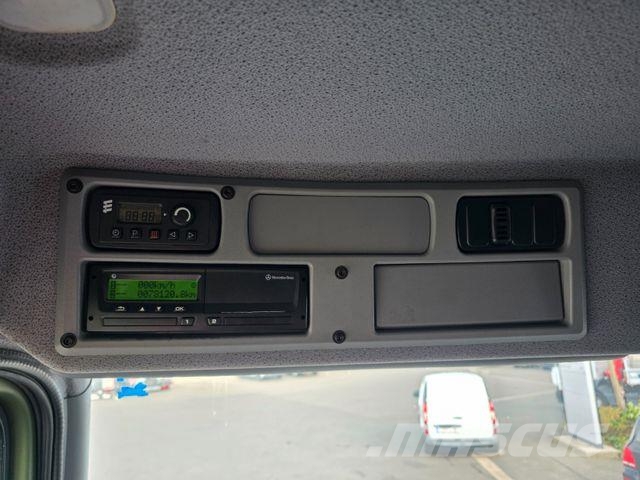 Mercedes-Benz Axor 1829 A 4x4 Allrad Expedition Schwenkluke Tovornjaki s ponjavo