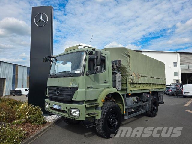 Mercedes-Benz Axor 1829 A 4x4 Allrad Expedition Schwenkluke Tovornjaki s ponjavo