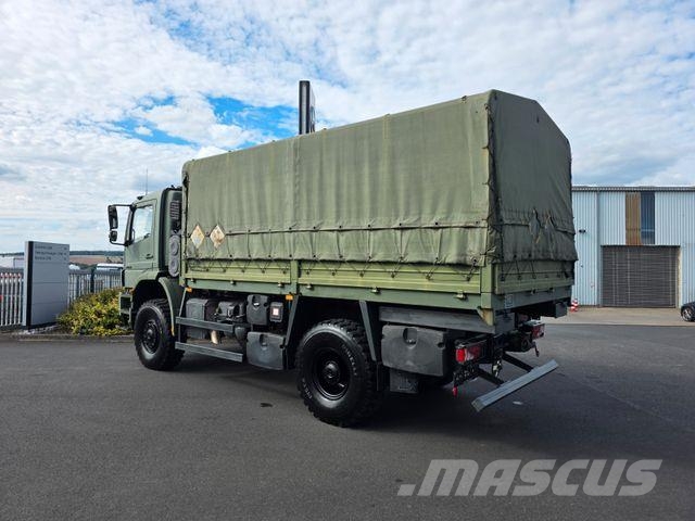 Mercedes-Benz Axor 1829 A 4x4 Allrad Expedition Schwenkluke Tovornjaki s ponjavo