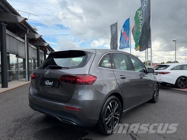 Mercedes-Benz B 200d PROGRESSIVE+RFK+NAVI+LENKRADHEIZUNG+SPUR+ Dostavna vozila / kombiji