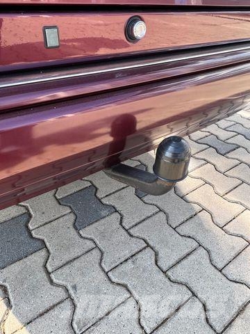 Mercedes-Benz E 200 Cabrio mit original sehr wenig Kilometern Voiture