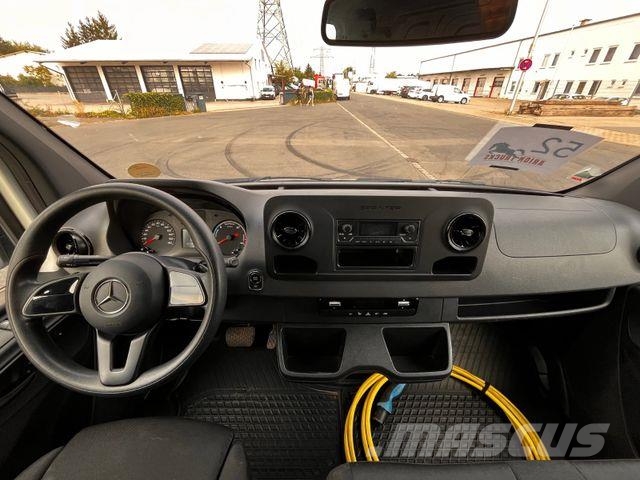 Mercedes-Benz e Sprinter L2H2 Kastenwagen/47KW/AC/Kamera Panel vanlar