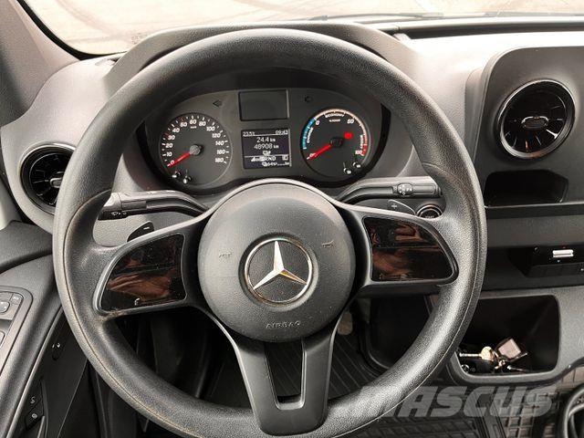 Mercedes-Benz e Sprinter L2H2 Kastenwagen/47KW/AC/Kamera Panel vanlar