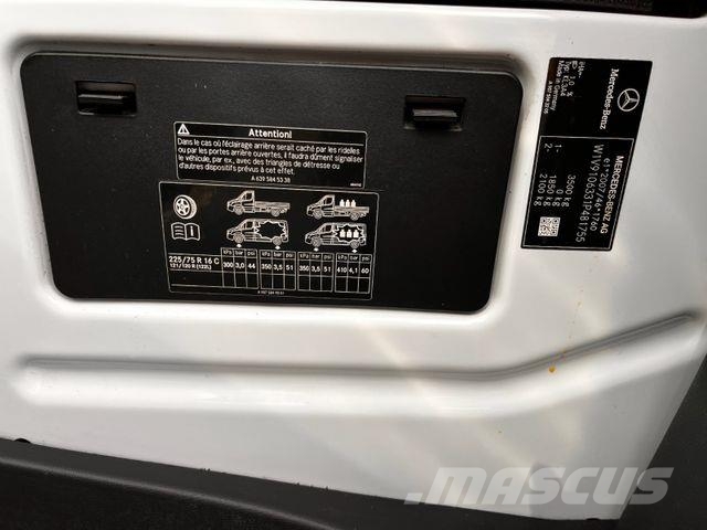Mercedes-Benz e Sprinter L2H2 Kastenwagen/47KW/AC/Kamera Panel vanlar