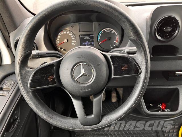 Mercedes-Benz e Sprinter L2H2 Kastenwagen/47KW/AC/Kamera Panel vanlar