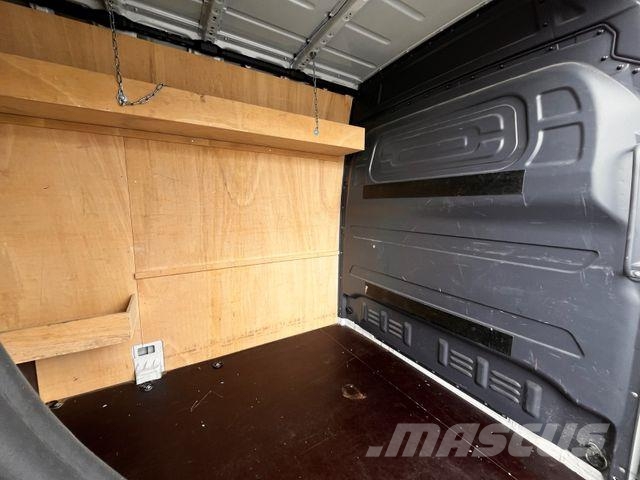 Mercedes-Benz e Sprinter L2H2 Kastenwagen/47KW/AC/Kamera Panel vanlar