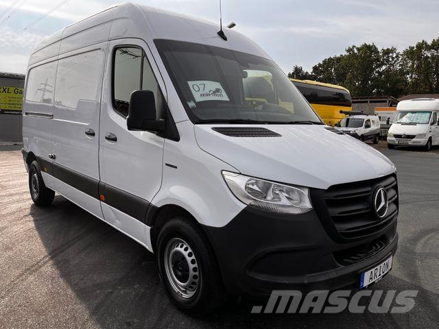 Mercedes-Benz e Sprinter L2H2 Kastenwagen/47KW/AC/Kamera Panel vanlar