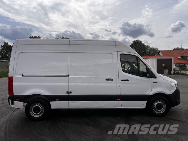 Mercedes-Benz e Sprinter L2H2 Kastenwagen/47KW/AC/Kamera Panel vanlar