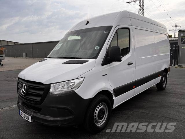 Mercedes-Benz e Sprinter L2H2 Kastenwagen/47KW/AC/Kamera Panel vanlar