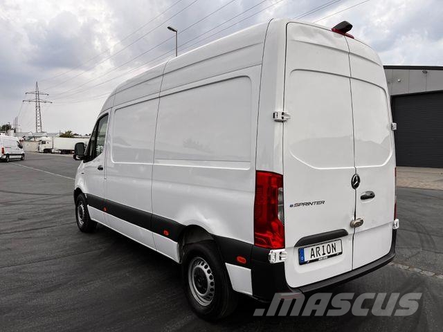 Mercedes-Benz e Sprinter L2H2 Kastenwagen/47KW/AC/Kamera Panel vanlar