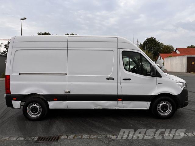 Mercedes-Benz e Sprinter L2H2 Kastenwagen/47KW/AC/Kamera Panel vanlar