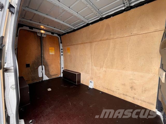 Mercedes-Benz e Sprinter L2H2 Kastenwagen/47KW/AC/Kamera Panel vanlar