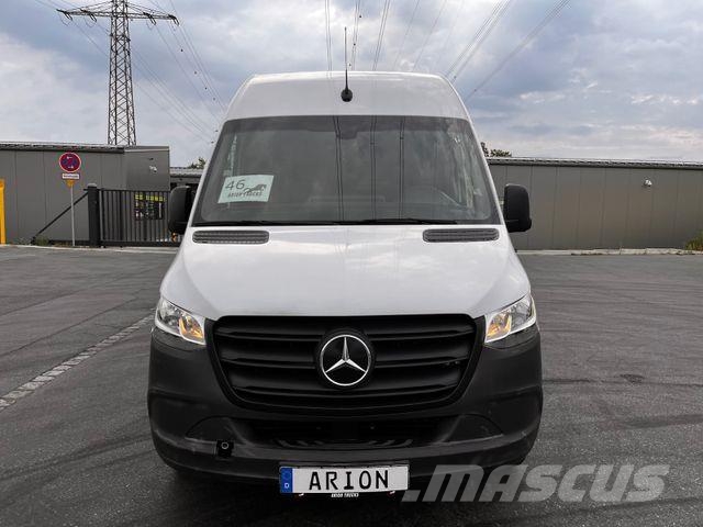 Mercedes-Benz e Sprinter L2H2 Kastenwagen/47KW/AC/Kamera Panel vanlar
