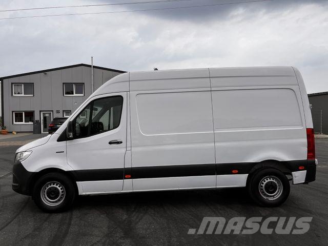 Mercedes-Benz e Sprinter L2H2 Kastenwagen/47KW/AC/Kamera Panel vanlar