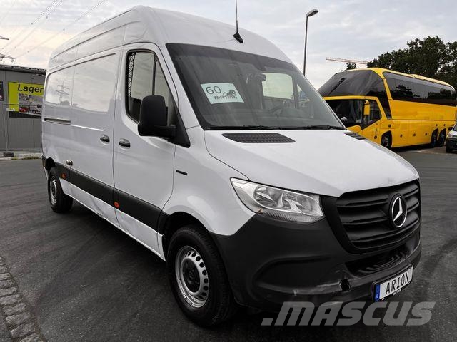 Mercedes-Benz e Sprinter L2H2 Kastenwagen/56KW/AC/Kamera Preču pārvadāšanas furgoni
