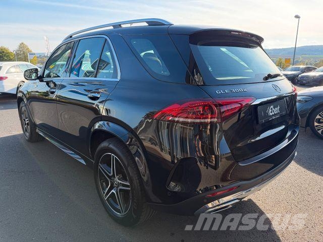 Mercedes-Benz GLE 300d 4M AMG+Pano+Burm+Memory+360 Vieglais kravas automobilis/izkraušana no sāniem
