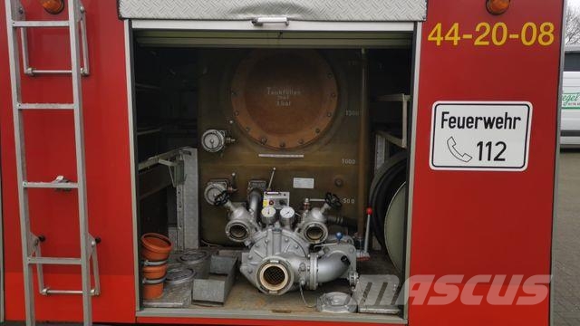 Mercedes-Benz LP813 TLF 8/18 Tanklöschfahrzeug/Feuerwehr Box body
