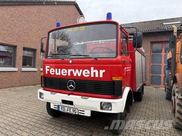 Mercedes-Benz LP813 TLF 8/18 Tanklöschfahrzeug/Feuerwehr Box body