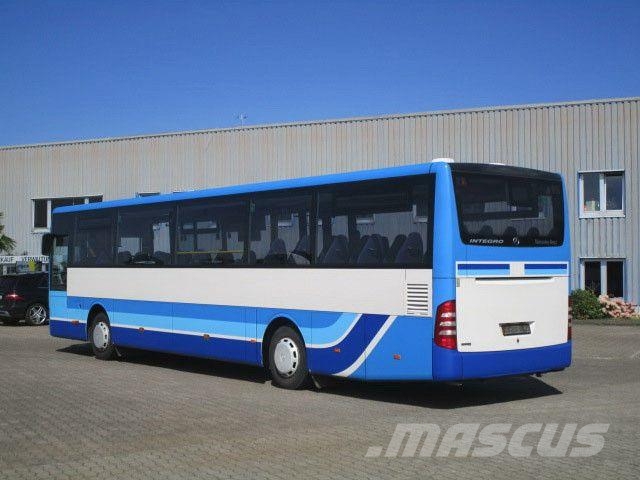 Mercedes-Benz O 550 Integro/50 Sitze/Schalter المركبة