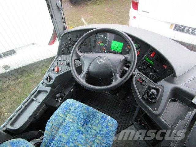 Mercedes-Benz O 550 Integro/50 Sitze/Schalter المركبة