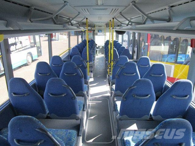 Mercedes-Benz O 550 Integro/50 Sitze/Schalter المركبة