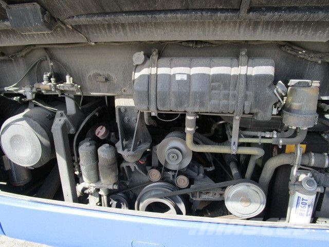 Mercedes-Benz O 550 Integro/50 Sitze/Schalter المركبة