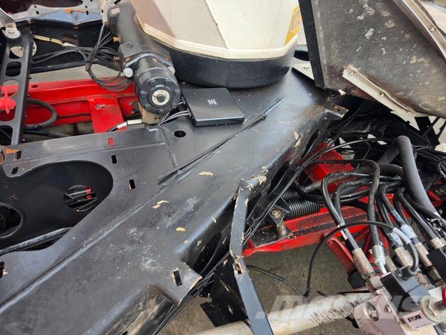 Mercedes-Benz P 250 BK Palfinger Unfall Nostolava-autot