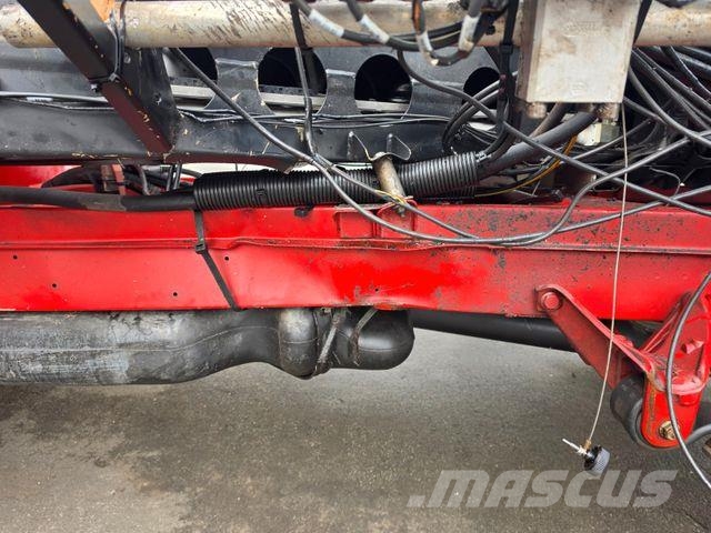 Mercedes-Benz P 250 BK Palfinger Unfall Nostolava-autot